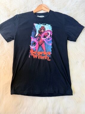 Marvel Scarlet Witch Graphic T-Shirt Black size Small